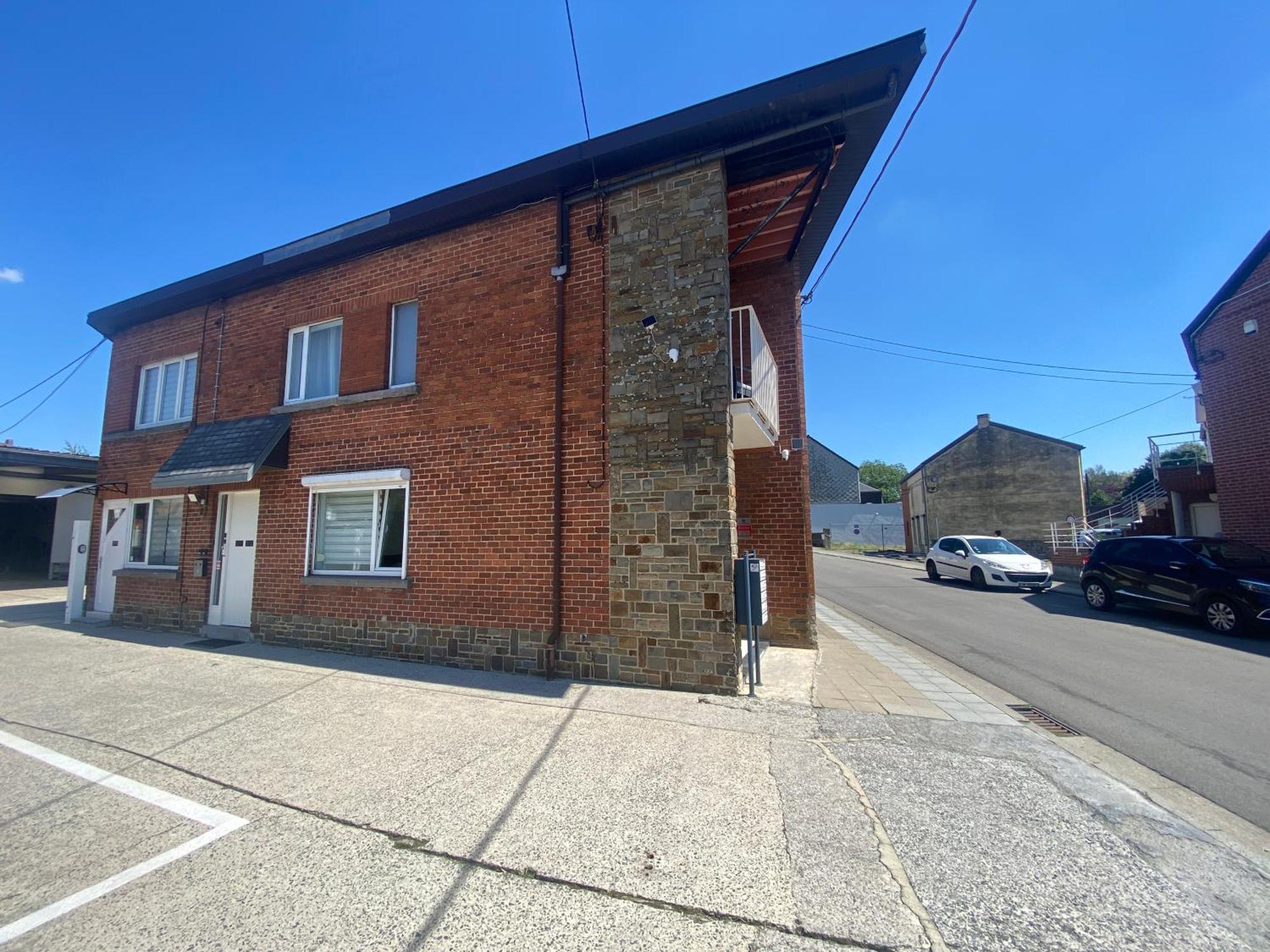 1-E Superbe Appartement Lumineux Charleroi Exteriör bild